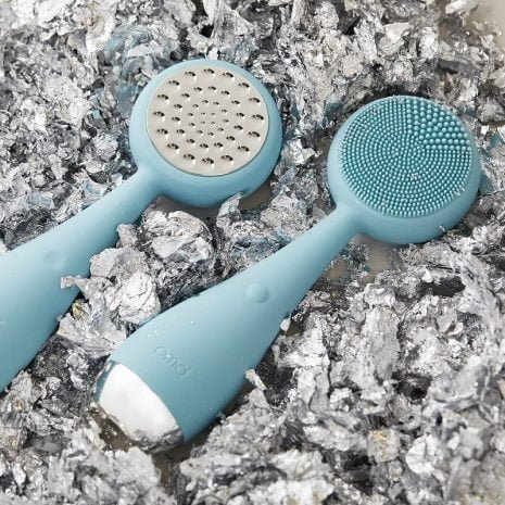 SilverCleanPro_Both_SilverFlakes_1080x1080_H.jpg SilverCleanPro_Both_SilverFlakes_1080x1080_H.jpg